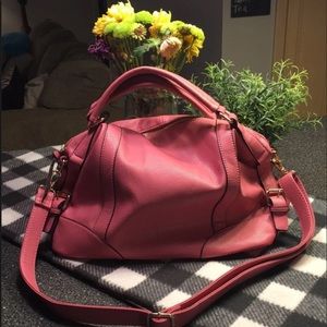 Pretty pink handbag in Euc